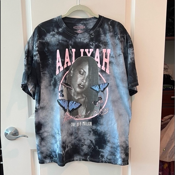 Tie Dye Aaliyah Butterfly Graphic T-Shirt - Picture 2 of 12